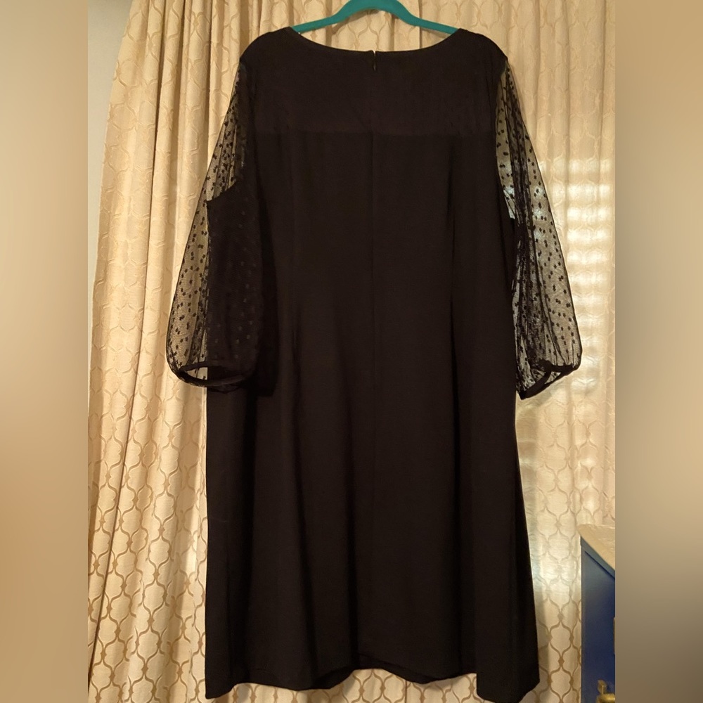 Talbots Women’s Classic Sheath Dress with Sheer Sleeves in size 22W